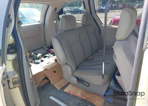 2006 Chrysler Town & Country z USA, uszkodzony, nr VIN 1A4GP45R16B581475